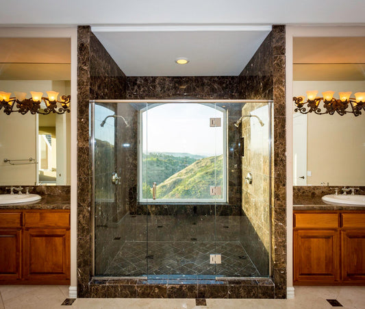 Real Estate De Luz House Master Bathroom (Image)